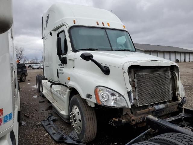 2012 Freightliner Cascadia 125