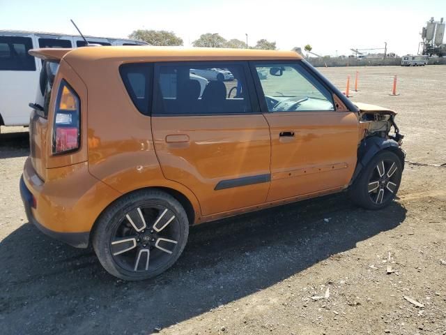 2010 KIA Soul +