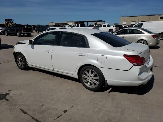 2005 Toyota Avalon XL