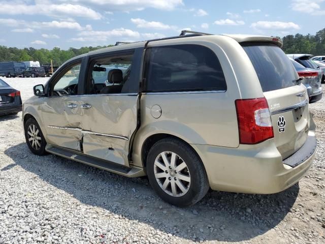 2012 Chrysler Town & Country Touring L