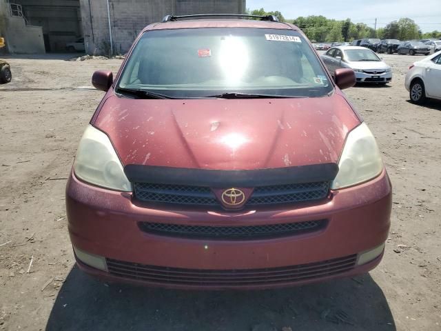 2004 Toyota Sienna XLE