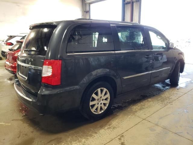 2012 Chrysler Town & Country Touring L