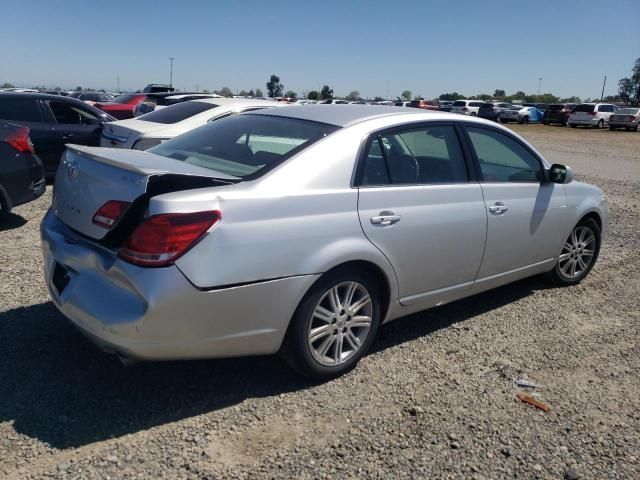 2005 Toyota Avalon XL