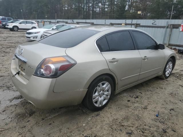 2010 Nissan Altima Base