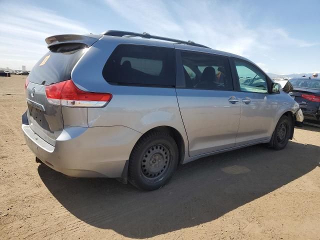 2013 Toyota Sienna XLE