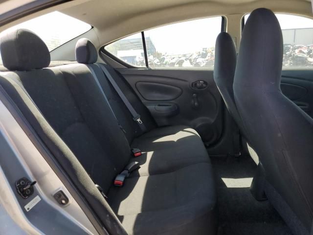 2014 Nissan Versa S