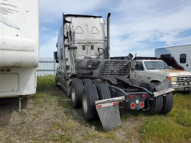 2017 Freightliner Cascadia 125