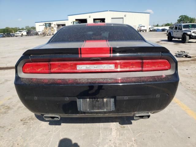 2013 Dodge Challenger SXT