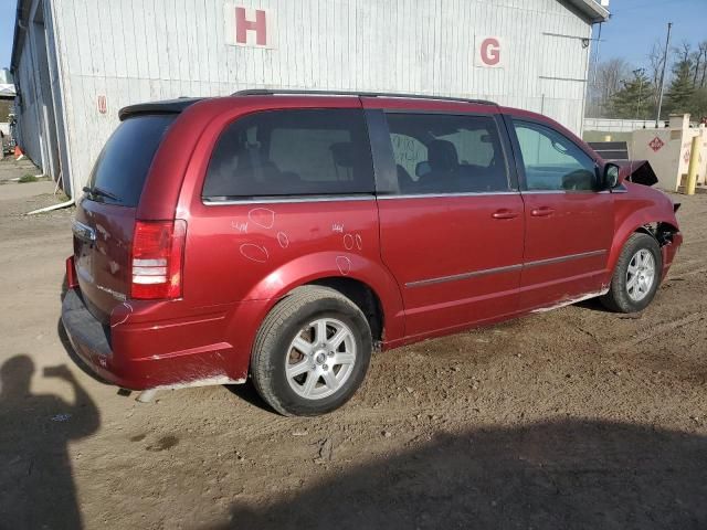 2010 Chrysler Town & Country Touring