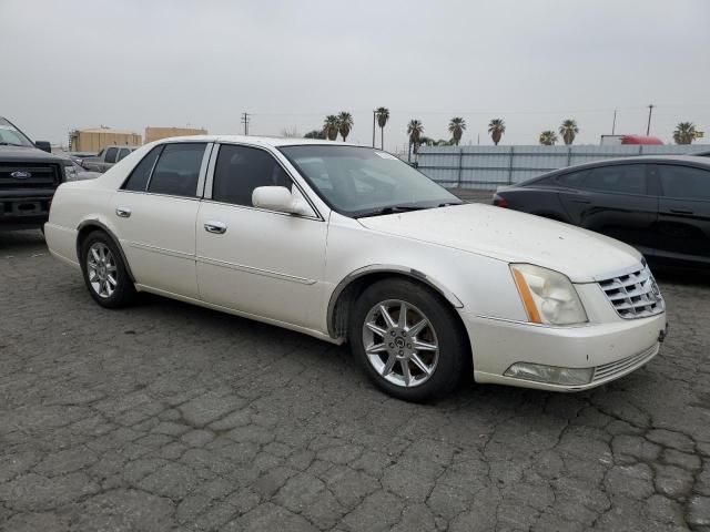 2011 Cadillac DTS Luxury Collection