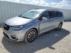 Chrysler Pacifica Vehiculos salvage en venta: 2021 Chrysler Pacifica Hybrid Touring L