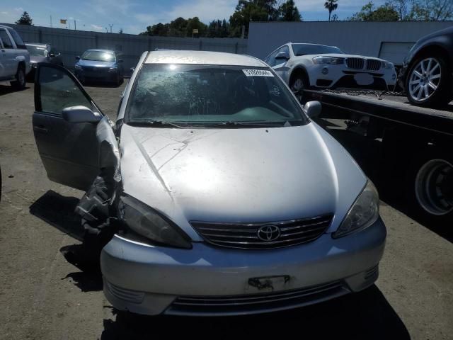 2005 Toyota Camry LE