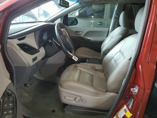 2015 Toyota Sienna XLE