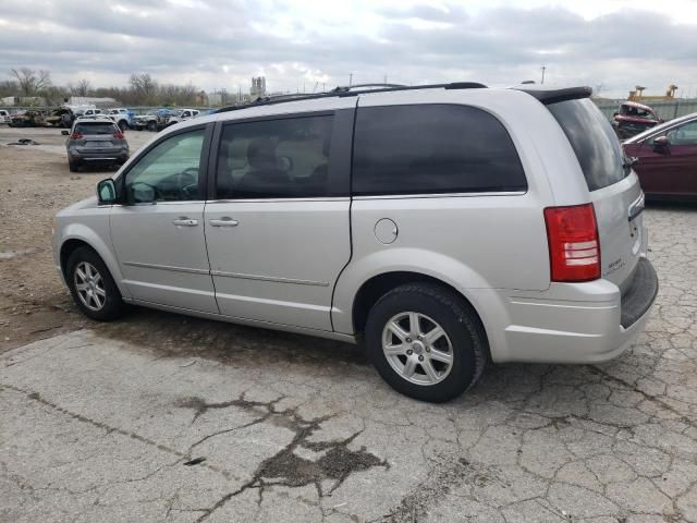 2010 Chrysler Town & Country Touring