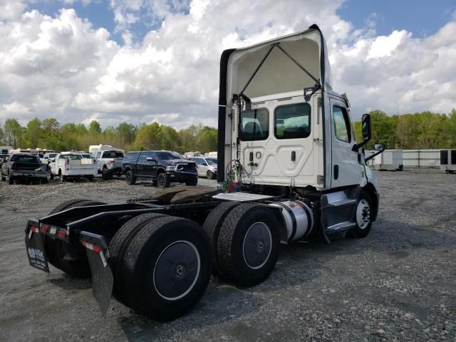 2021 Freightliner Cascadia 116