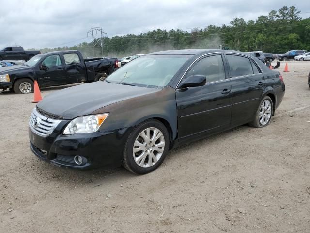 2010 Toyota Avalon XL