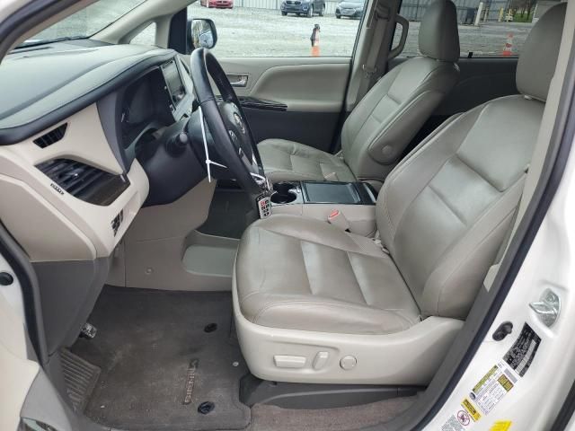 2015 Toyota Sienna XLE