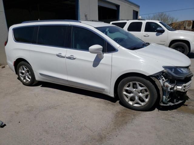 2017 Chrysler Pacifica Touring L Plus