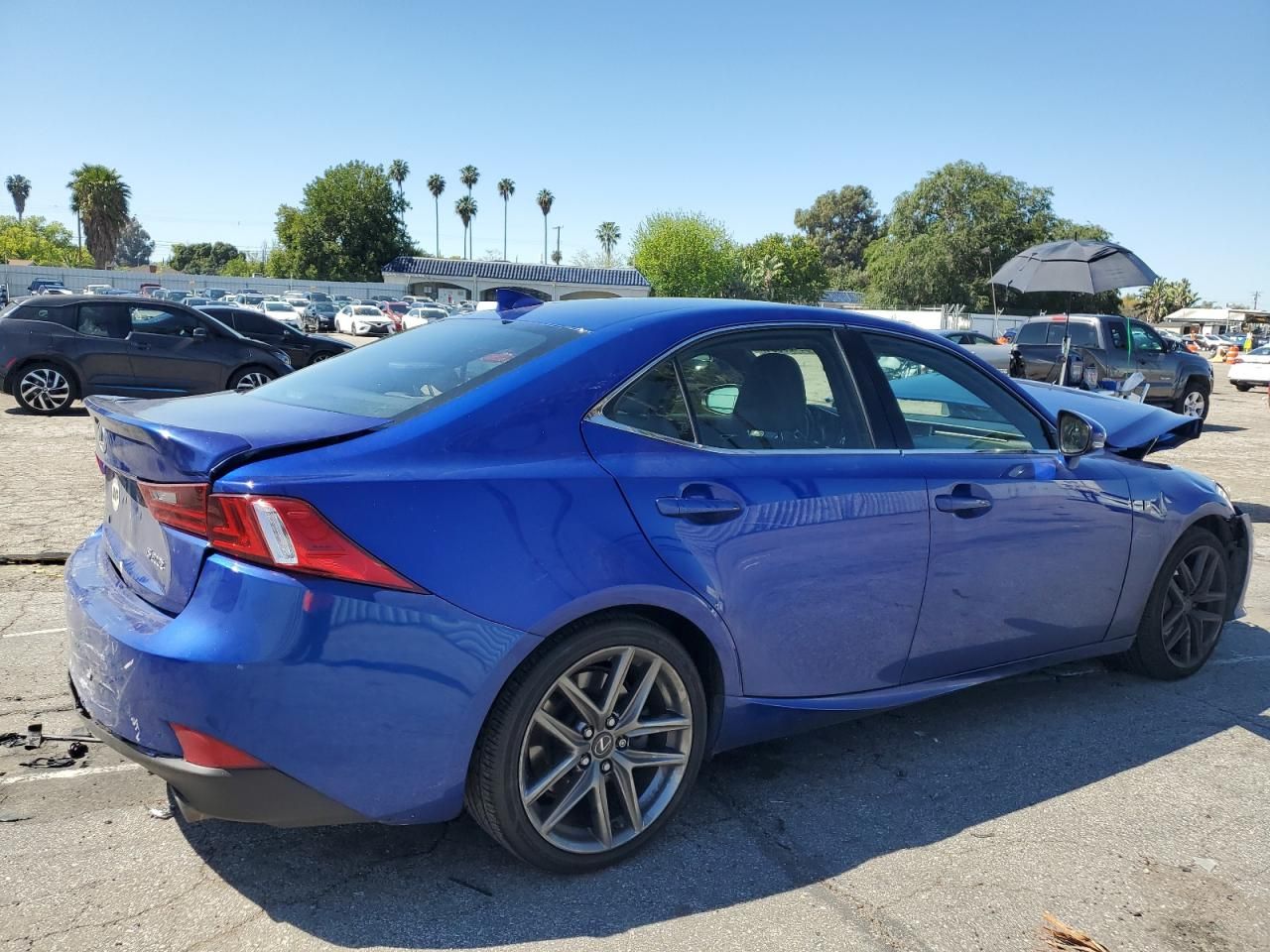 Lexus IS 200T 2016 de venta en Van Nuys, CA. Lote #51108***