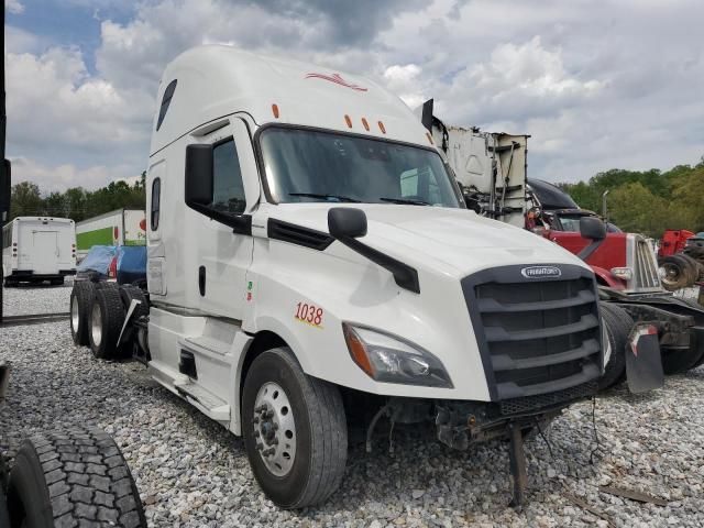 2023 Freightliner Cascadia 126