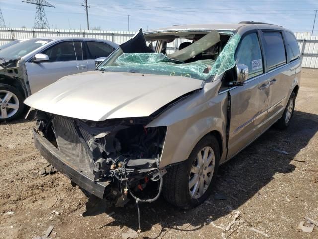 2014 Chrysler Town & Country Touring