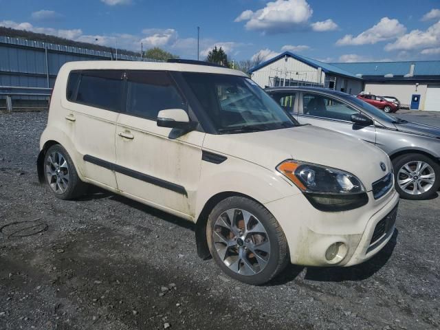 2013 KIA Soul +