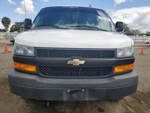 2020 Chevrolet Express G2500