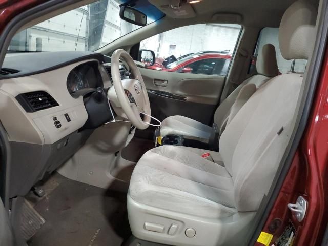 2012 Toyota Sienna LE