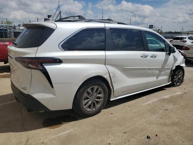 2023 Toyota Sienna XLE