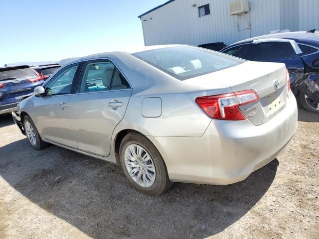 2014 Toyota Camry Hybrid