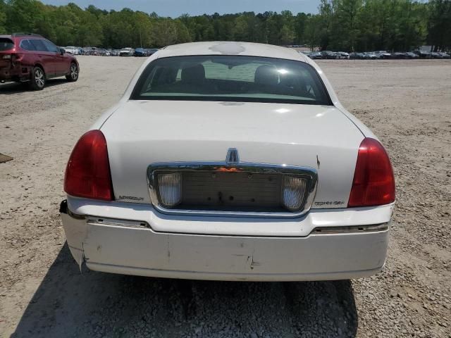 2007 Lincoln Town Car Signature Limited