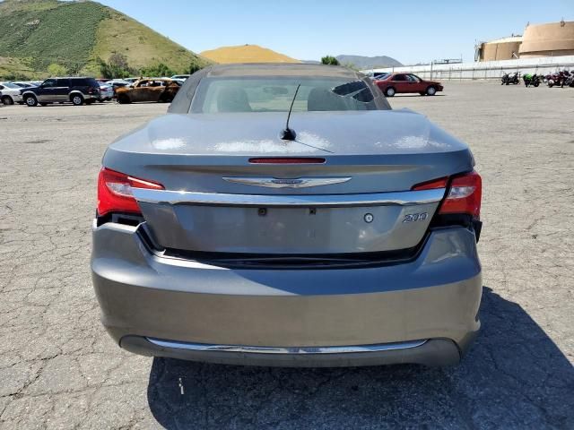 2012 Chrysler 200 Touring