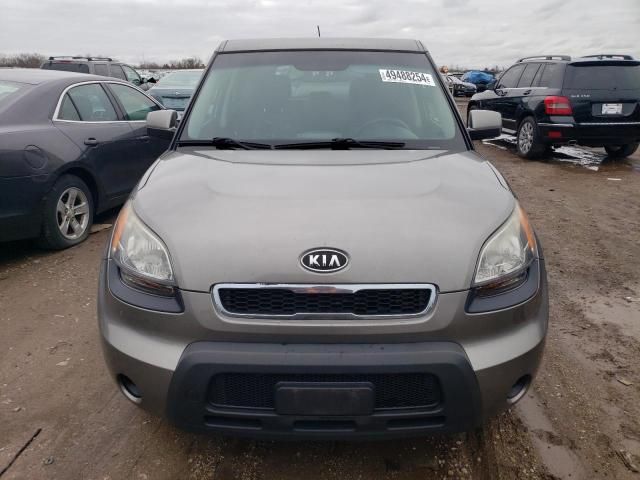 2011 KIA Soul +