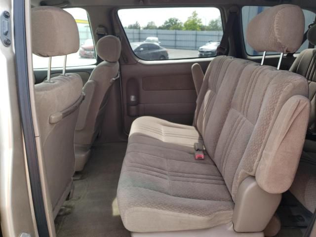 2001 Toyota Sienna CE