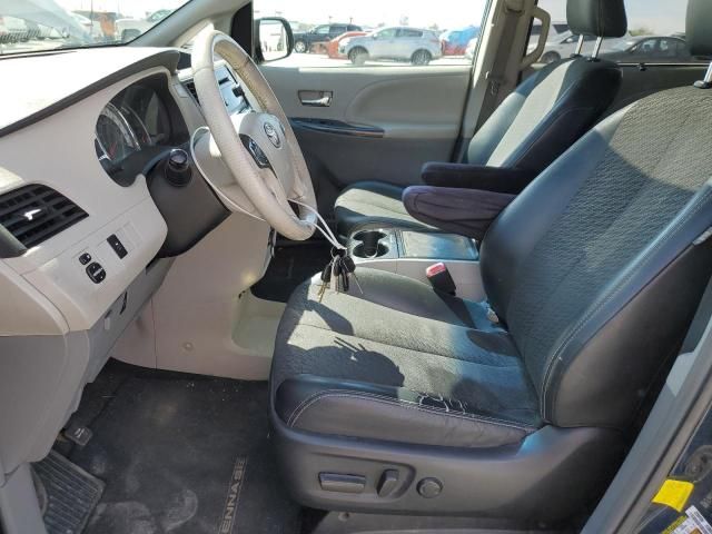 2012 Toyota Sienna Sport