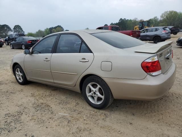 2005 Toyota Camry LE