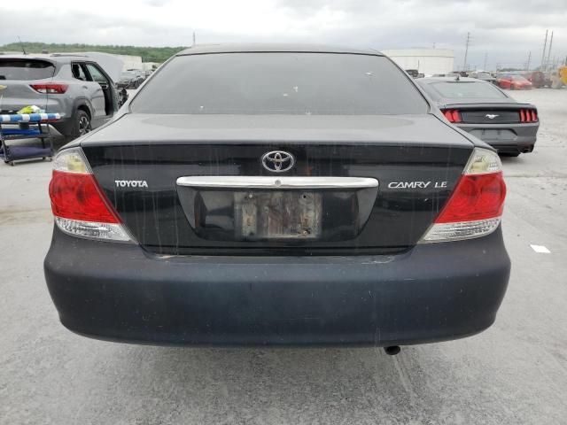 2005 Toyota Camry LE