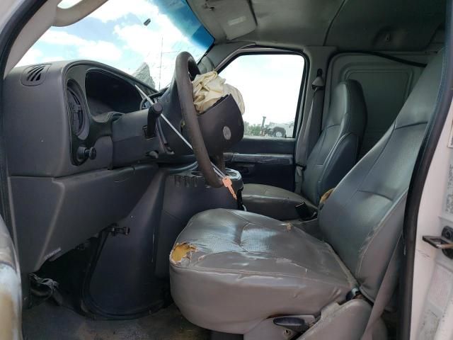 2003 Ford Econoline E250 Van