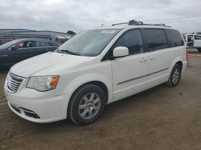 2012 Chrysler Town & Country Touring FWD