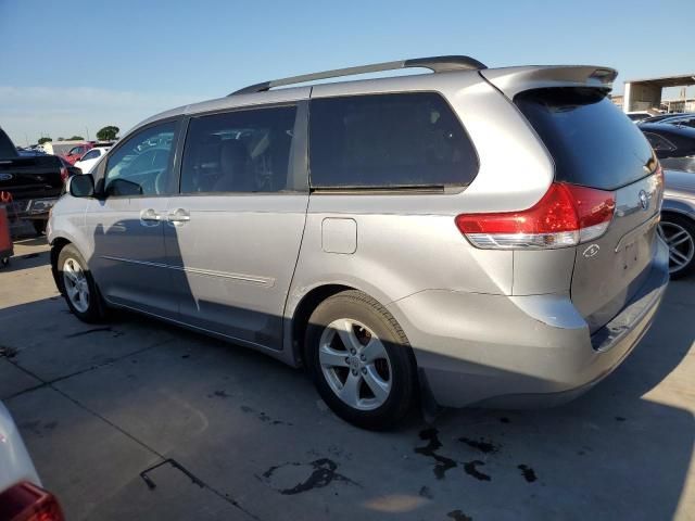 2011 Toyota Sienna LE