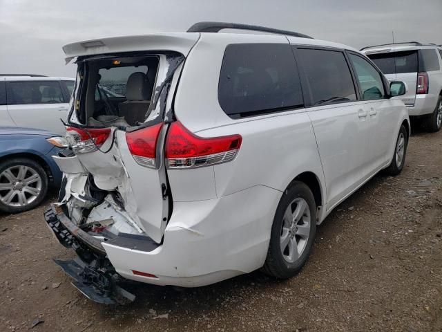 2011 Toyota Sienna LE