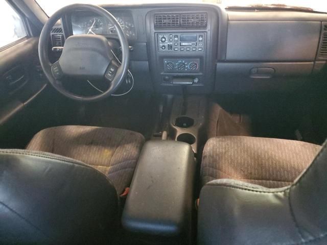 2001 Jeep Cherokee Sport