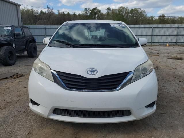 2012 Toyota Sienna LE