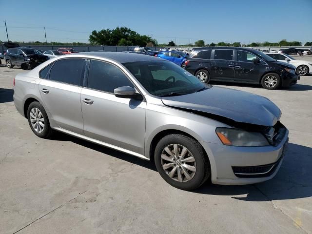 2013 Volkswagen Passat S