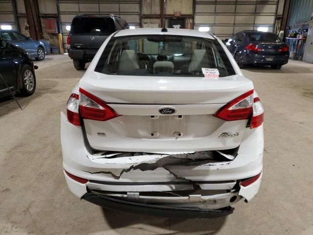 2015 Ford Fiesta SE