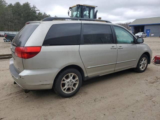 2004 Toyota Sienna XLE