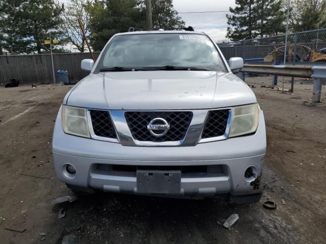 2006 Nissan Pathfinder LE