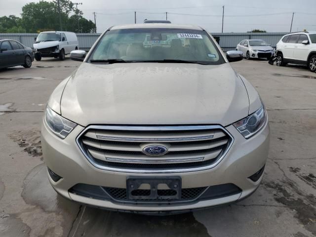 2018 Ford Taurus Limited