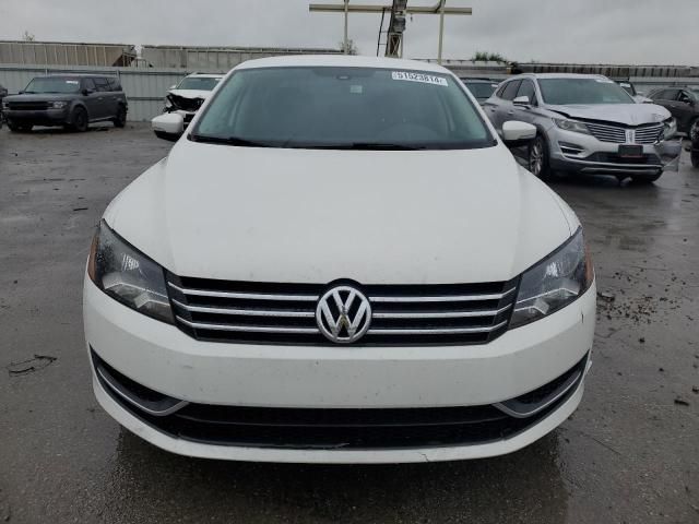 2014 Volkswagen Passat S