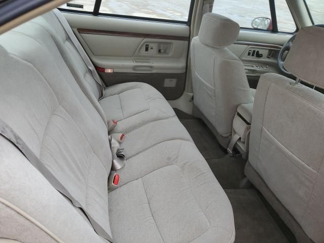 1999 Oldsmobile 88 Base